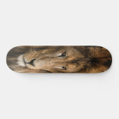 Skateboard kraftvoll gebaut LION (Horizontal)