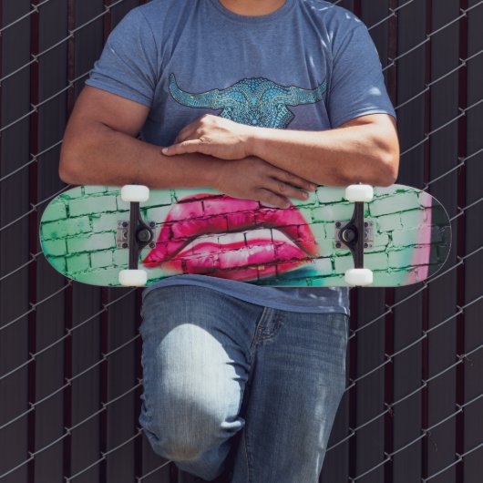 Skateboard - Lipstick Kunst in der Stadtstraße (Außenbereich 3)