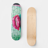 Skateboard - Lipstick Kunst in der Stadtstraße (Vorderseite)
