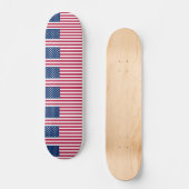 Skateboard mit Flagge der Vereinigten Staaten (Vorderseite)