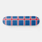 Skateboard mit Flagge Islands (Horizontal)
