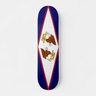 Skateboard mit Flagge von Amerikanisch-Samoa
