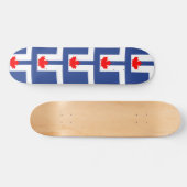 Skateboard mit Flagge von Toronto, Kanada (Horizontal)