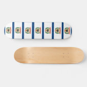 Skateboard mit Flagge von West Virginia (Horizontal)