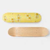 Skateboard mit Frangapani-Blume (Horizontal)