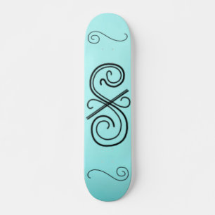 Skateboard mit gebogener Linie