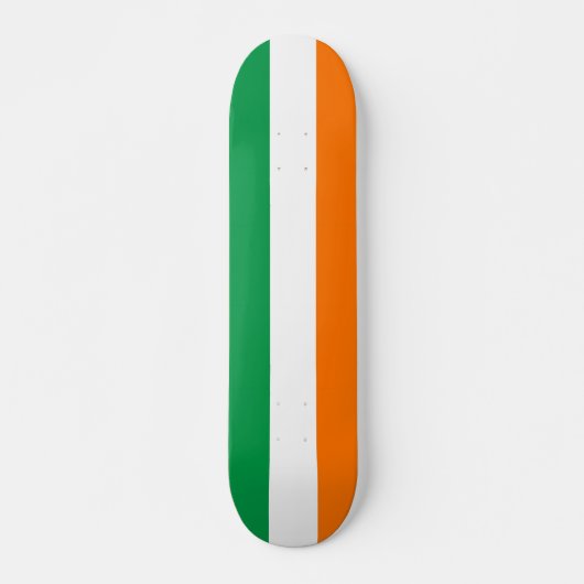 Skateboard mit irischer Flagge (Vorne)