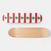 Skateboard mit libanesischer Flagge (Horizontal)