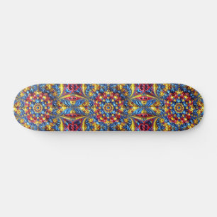 Skateboard mit rumänischem Farbdesign