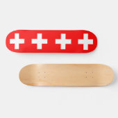 Skateboard mit Schweizer Flagge (Horizontal)