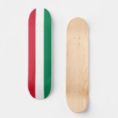 Skateboard mit ungarischer Flagge (Vorderseite)