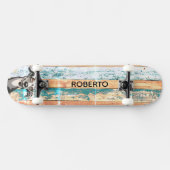 Skateboard mit verwittertem Holz (Horizontal)