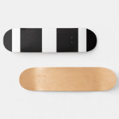 Skateboard mit weißen Streifen (Horizontal)