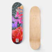 SKATEBOARD SCHWARZE FLÄCHENSCHALTFLÄCHE UND ROSE (Vorderseite)