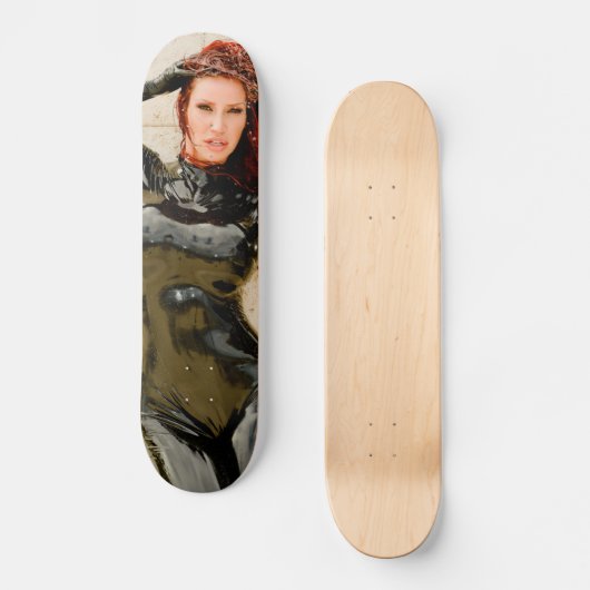 SKATEBOARD - schwarzer Latex - Bianca Beauchamp (Vorderseite)