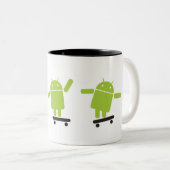 Skateboarding Android Zweifarbige Tasse (VorderseiteRechts)