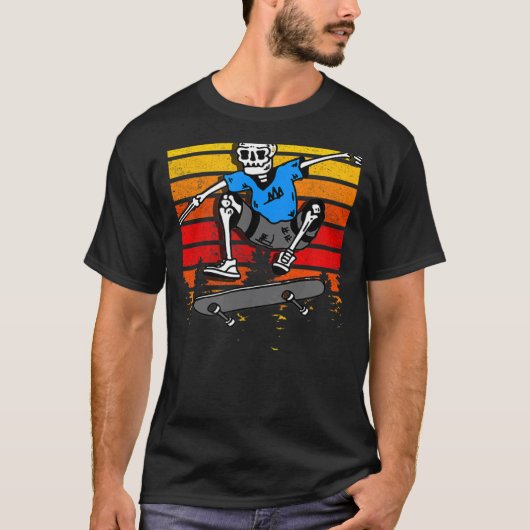Skateboarding Graphic Skater Skeleton T-Shirt (Vorderseite)