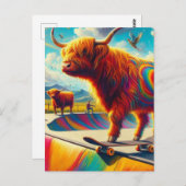 Skateboarding Highland Cow Colorful and Fun Postkarte (Vorne/Hinten)