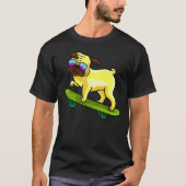 Skateboarding Hund für einen Mops Lover und Skater T-Shirt (Vorderseite)