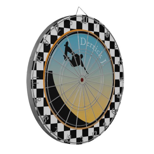 Skateboarding überprüft dartscheibe (Vorderseite Links)