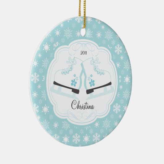 Skaten-Eis-Skate-datierte Weihnachtsverzierung Keramikornament (Rechts)