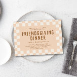 Skater Checkerboard Freundliches Abendessen Einladung<br><div class="desc">Mit diesem schlichten und unterhaltsamen Schachbretttheater laden Sie Ihre Freunde zum Erntedank-Dinner ein,  in den sanften Herbstfarben Braun,  Sand und Elfenbein.</div>