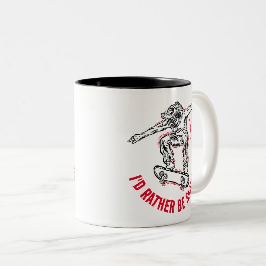 Skater, der mitten in der Luft fährt, statt Skaten Zweifarbige Tasse (VorderseiteRechts)