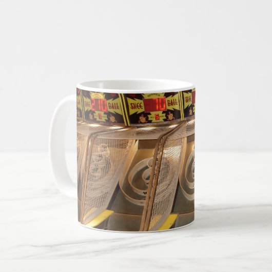 SKEE BALL! KAFFEETASSE (Vorderseite Links)