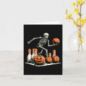 Skeleton Bowling Player Funny Bowler Halloween Karte (Gelbe Blume)