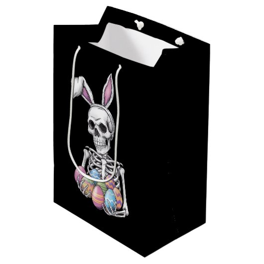Skeleton Bunny Holding Ostereier Funny Rabbit Mittlere Geschenktüte (Vorderseite Schrägansicht)