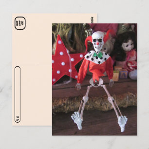 Skeleton Clown Doll Halloween Postkarte
