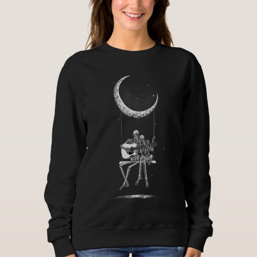 Skeleton Couple Moon Swing Playing Guitar Hallowee Sweatshirt (Vorderseite)