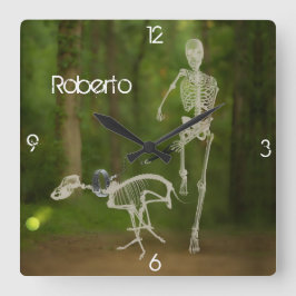 Skeleton Dog and Human Running   Quadratische Wanduhr