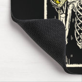 Skeleton Drinks Martini Schwanz Retro Halloween Co Mousepad (Ecke)