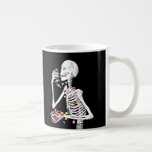Skeleton Eating Halloween Candy Kaffeetasse (Rechts)