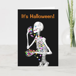 Skeleton Eating Halloween Candy Karte
