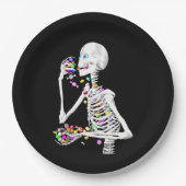 Skeleton Eating Halloween Candy Pappteller (Vorderseite)