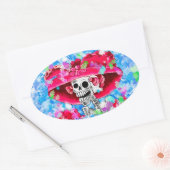 Skeleton-Frau in Red Bonnet auf Blue lachen Ovaler Aufkleber (Umschlag)