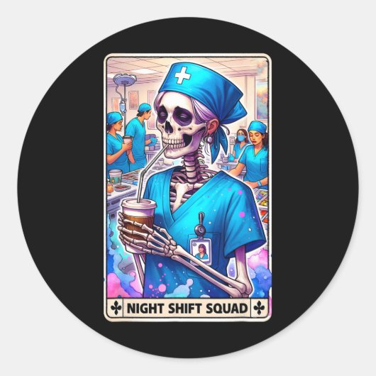 Skeleton Funny Tarot Card Night Shift Squad Hallow Runder Aufkleber (Vorderseite)