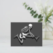 Skeleton Guitarist Jump Postkarte (Stehend Vorderseite)