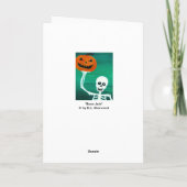 Skeleton hält Pumpkin Halloween Grußkarte Karte (Rückseite)