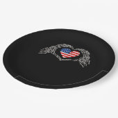 Skeleton Hand Herz 4. der amerikanischen Flag Patr Pappteller (Schrägansicht)