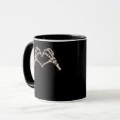 Skeleton Hand Herz Design Tasse (Vorderseite Links)