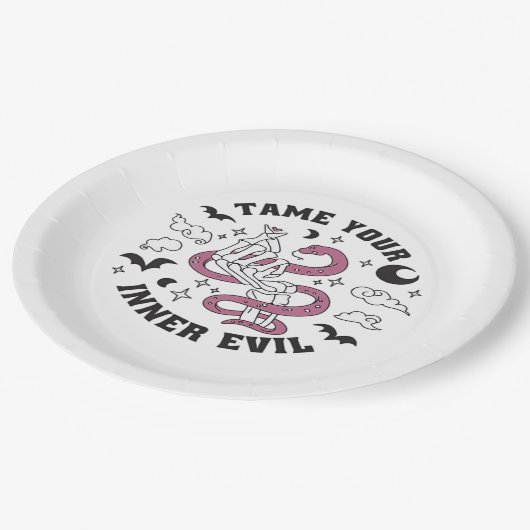 Skeleton Hand Herzmachen Pappteller (Schrägansicht)