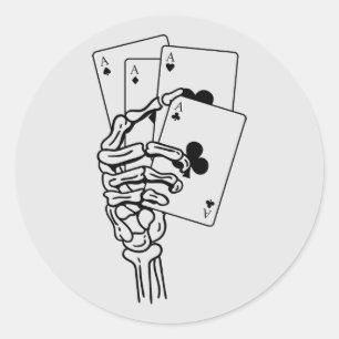 Skeleton Hand Holding Poker Cards Runder Aufkleber