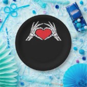 Skeleton Hands A Red Heart Classic Pappteller (Party)