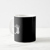 Skeleton Hands Herz-Schildkröten Spaß Halloween Kaffeetasse (Vorderseite Links)