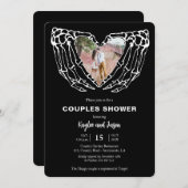 Skeleton Hands Paare Dusche Gotisches Foto Einladung (Vorne/Hinten)