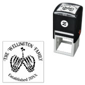 Skeleton Hands Pinky Swear #2 Familienname Datum E Permastempel (Beispiel)