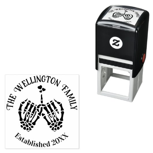 Skeleton Hands Pinky Swear #2 Familienname Datum E Permastempel (Beispiel)